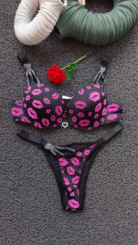 ست شورت و سوتین طرح لب پرفروش ترین ست سال